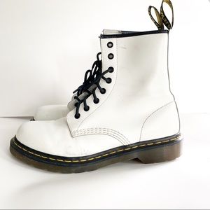 Doc Marten 1460 Smooth white leather boots